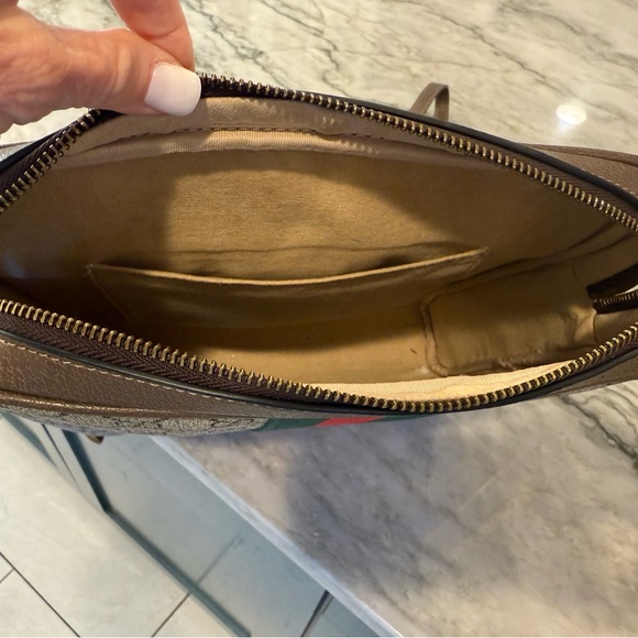 Gucci Messenger Bag - Picture 4 of 6